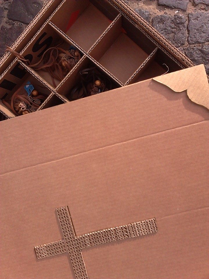 La caja con cartòn reciclado elaborada por Tras Cartón